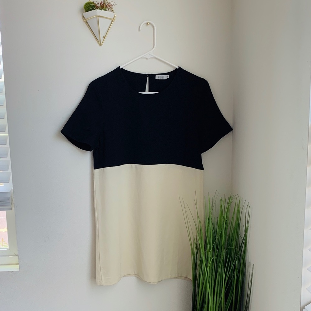tobi colorblock shift dress✨ (cream + black)